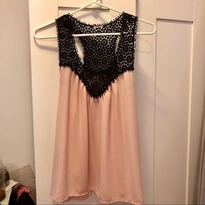 Crocheted light pink flowy tank